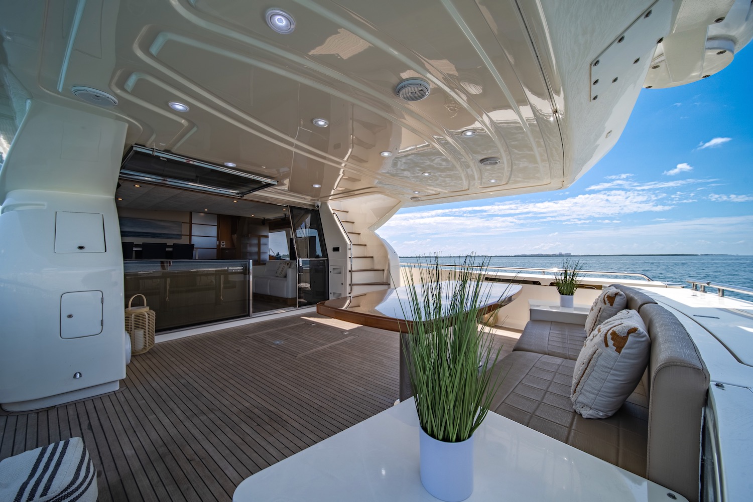 Ferretti 95ft Yacht $3200 | Miami 96 IMG 20240618 WA0025