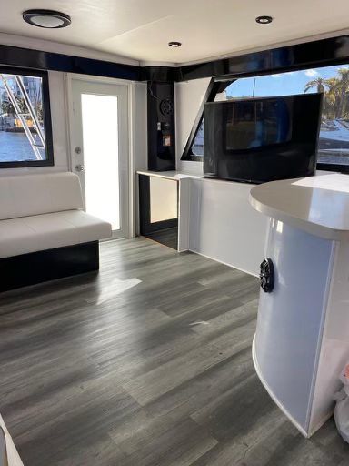 55ft Hatteras $800.00 89 IMG 20250325 WA0032